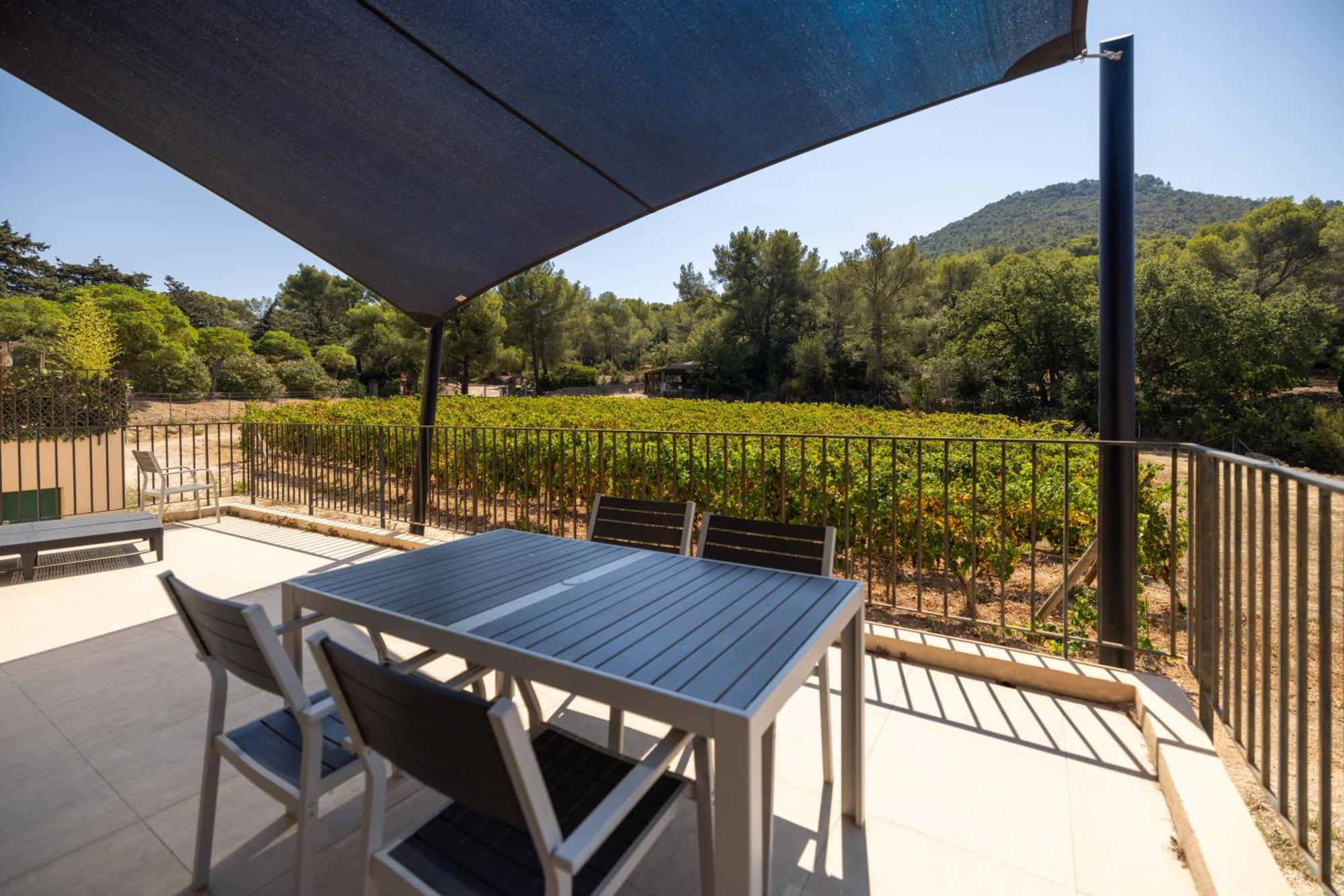 Domaine De La Navicelle * Le Pradet